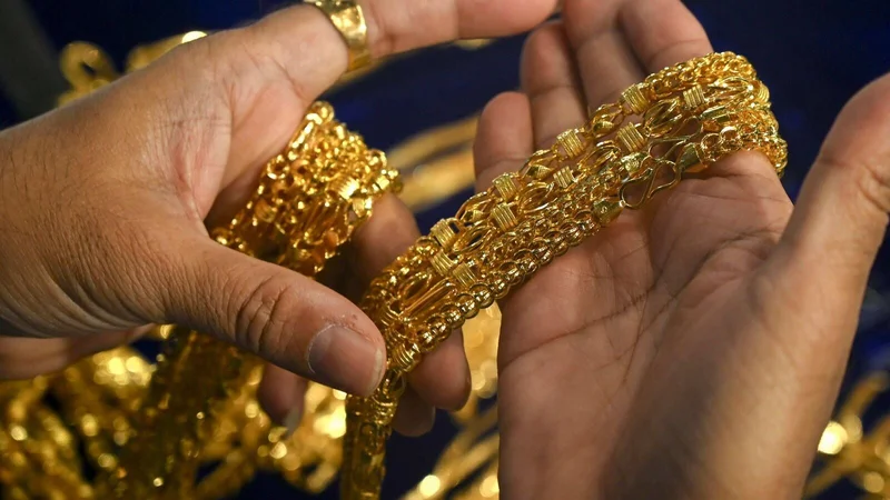 Gold's Record-Breaking Price Chart: The so-called forecast and why you're being played