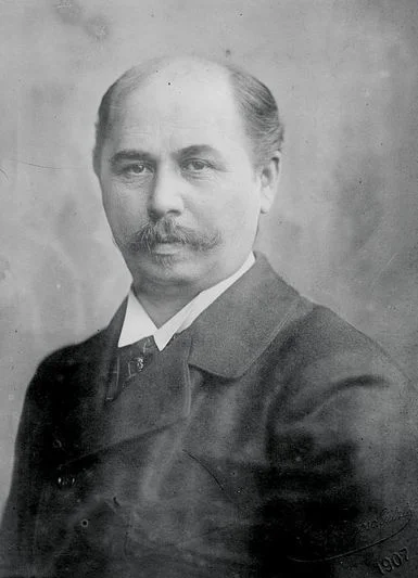 Franz Paasche: What's the Story?